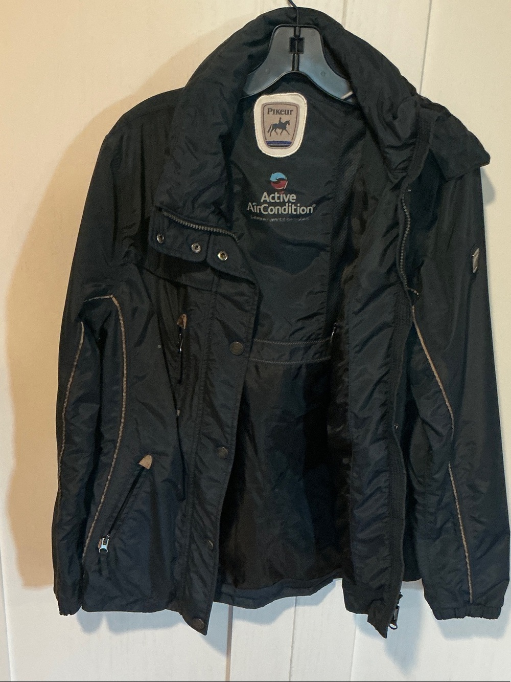 Pikeur Black Active AirCondition Jacket - Breathable Equestrian Shell